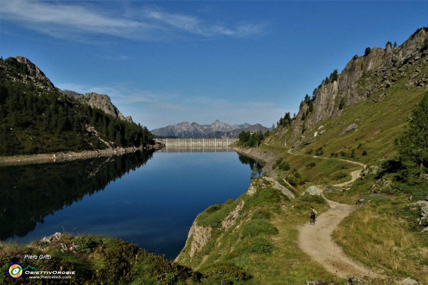12 Lago di Fregabolgia visto dall'alto.JPG